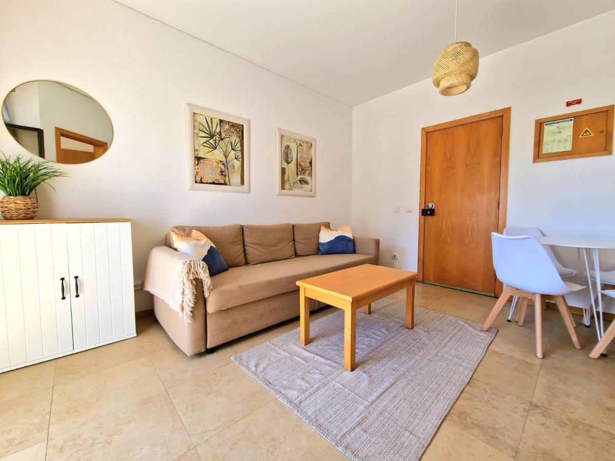 Zarco - Cosy Apartment In Vilamoura With A Balcony With View To The 2 Swimming Pools - Near The Beach & The Marina Quarteira Bagian luar foto