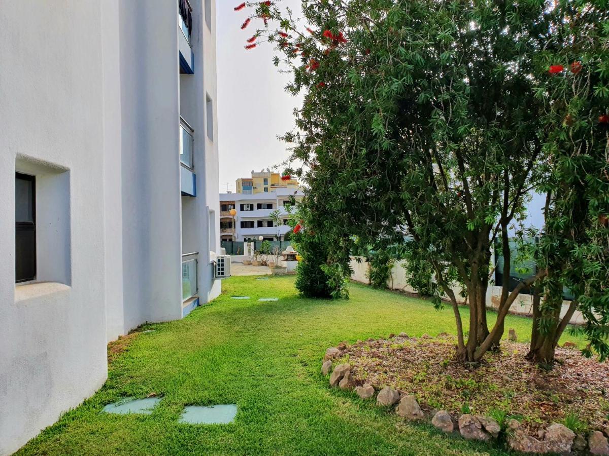Zarco - Cosy Apartment In Vilamoura With A Balcony With View To The 2 Swimming Pools - Near The Beach & The Marina Quarteira Bagian luar foto