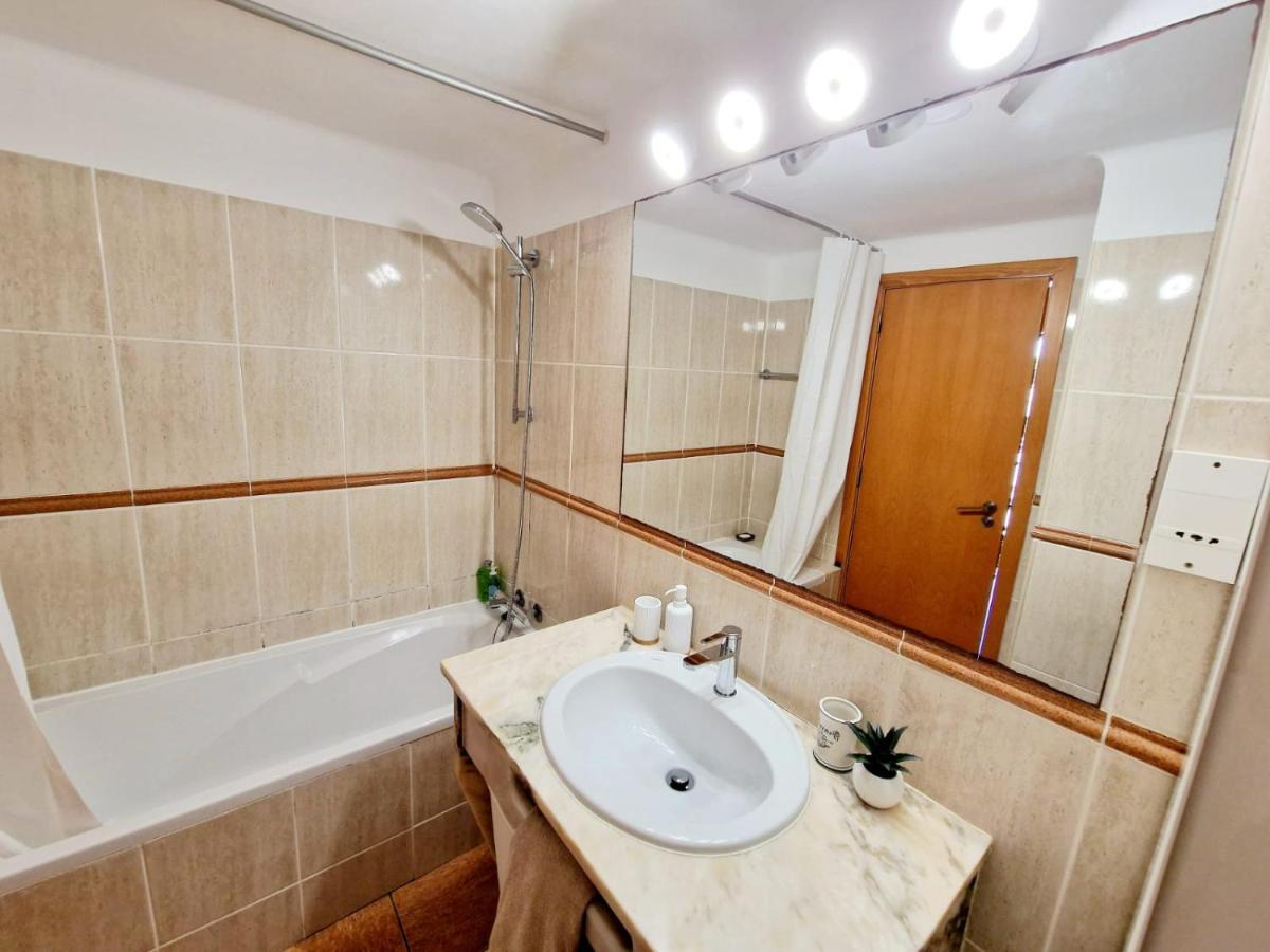 Zarco - Cosy Apartment In Vilamoura With A Balcony With View To The 2 Swimming Pools - Near The Beach & The Marina Quarteira Bagian luar foto