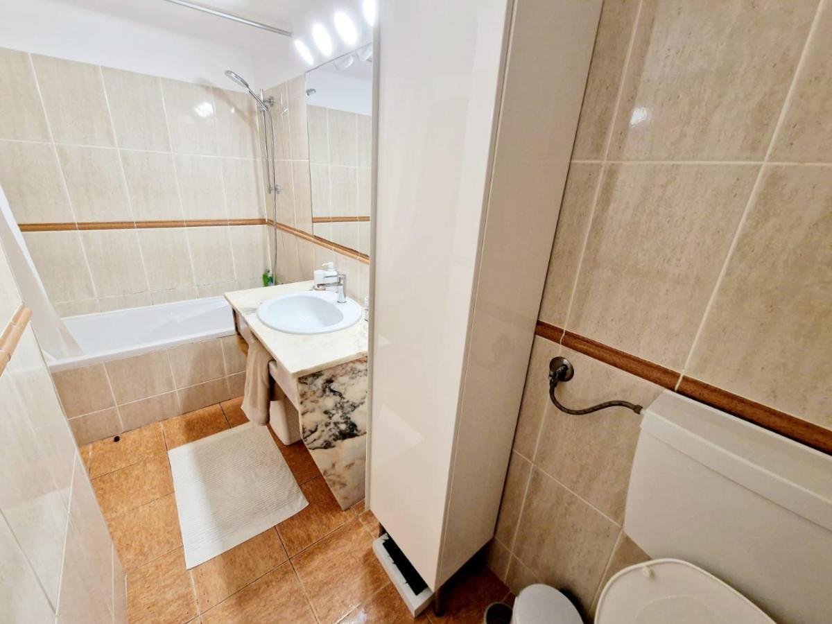 Zarco - Cosy Apartment In Vilamoura With A Balcony With View To The 2 Swimming Pools - Near The Beach & The Marina Quarteira Bagian luar foto