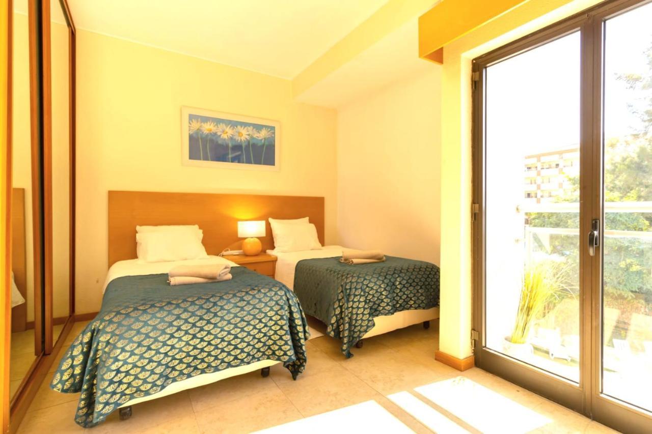 Zarco - Cosy Apartment In Vilamoura With A Balcony With View To The 2 Swimming Pools - Near The Beach & The Marina Quarteira Bagian luar foto